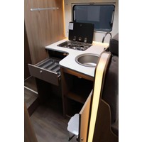 Carado T447 140pk Automaat | Lengtebedden | Nieuw uit voorraad leverbaar | Hefbed | Gescheiden douche | Luifel | Pro + pakket | Foto #12