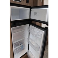 Carado T447 140pk Automaat | Lengtebedden | Nieuw uit voorraad leverbaar | Hefbed | Gescheiden douche | Luifel | Pro + pakket | Foto #16