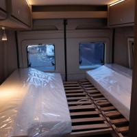 Carado CV 640 140pk Automaat | Pro+ Pakket | Lengtebedden | Dieselverwarming | Adaptive cruise control | Luifel | LED koplampen | Nieuw uit voorraad leverbaar | Foto #35