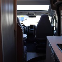 Carado CV 640 140pk Automaat | Pro+ Pakket | Lengtebedden | Dieselverwarming | Adaptive cruise control | Luifel | LED koplampen | Nieuw uit voorraad leverbaar | Foto #38