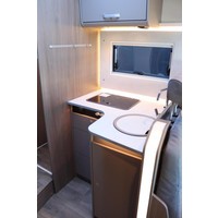 Carado T447 Edition 26 165pk Automaat | Lengtebedden | Luifel | Hefbed | Gescheiden douche | Fietsendrager | 12'' Ford multimediasysteem | Parkeersensoren | Foto #17