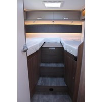 Carado T447 Edition 26 165pk Automaat | Lengtebedden | Luifel | Hefbed | Gescheiden douche | Fietsendrager | 12'' Ford multimediasysteem | Parkeersensoren | Foto #23