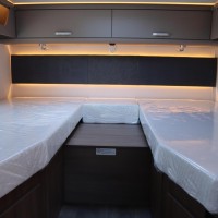 Carado T447 Edition 26 165pk Automaat | Lengtebedden | Luifel | Hefbed | Gescheiden douche | Fietsendrager | 12'' Ford multimediasysteem | Parkeersensoren | Foto #24