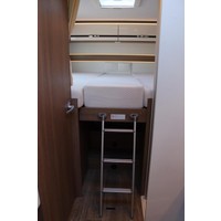 Dethleffs TREND T 7057 130pk Automaat | Lengtebedden | Omvormer | Elektrisch Hefbed | Gescheiden douche | Bearlock | Zonnepaneel | Luifel | Foto #38