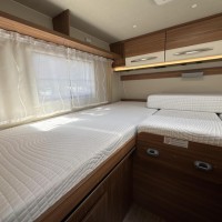 Capron T 448 Euro6 Enkele Bedden Hefbed Luifel 5 Zitplaatsen Foto #1