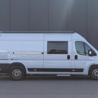 Lmc Innovan 640 Pure 140pk Automaat | Thule luifel | Lengtebedden | Parkeersensoren | Lichtmetalen velgen |  Veel opbergruimte | LED binnenverlichting | Mistlampen | Foto #3