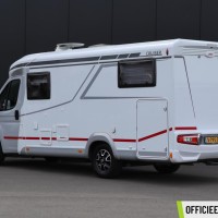 Lmc Cruiser V646 140pk Automaat | HEO safe sloten | Thule luifel | Trekhaak | Lengtebedden | Bearlock | Panoramadak | Compact model | Grote garage | Foto #1