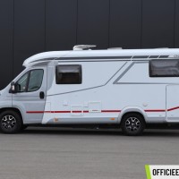Lmc Cruiser V646 140pk Automaat | HEO safe sloten | Thule luifel | Trekhaak | Lengtebedden | Bearlock | Panoramadak | Compact model | Grote garage | Foto #2