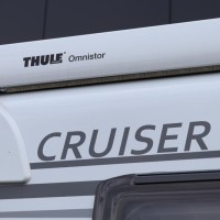 Lmc Cruiser V646 140pk Automaat | HEO safe sloten | Thule luifel | Trekhaak | Lengtebedden | Bearlock | Panoramadak | Compact model | Grote garage | Foto #37