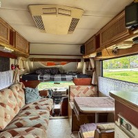 Toyota buscampers HL-LUX K6 KAMPEERAUTO uit 1988 Foto #14
