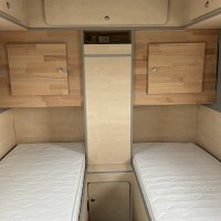 Mercedes campers 614 D-KA uit 2003 Foto #8