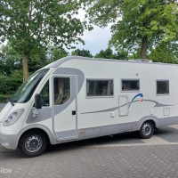Adria Vision 677 SP 97dkm! Euro4 2xAirco Fransbed 2xzonnep. Foto #4