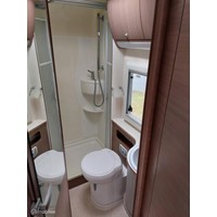 Adria Vision 677 SP 97dkm! Euro4 2xAirco Fransbed 2xzonnep. Foto #19