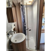 Chausson TITANIUM 728EB/5 PERSOONS/2x AIRCO/QUEENSBED/HEFBED Foto #19