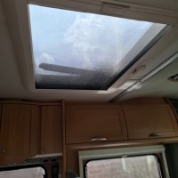 Burstner Delfin camper uit 2005 Foto #13