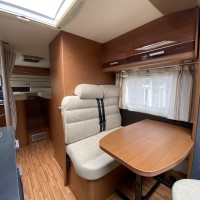 Knaus campers R22 uit 2011 Foto #5