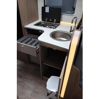 Carado T448 140pk Automaat | Pro + Pakket | Lengtebedden | Luifel | Grote garage | Hefbed | Nieuw uit voorraad leverbaar |Panoramaraam | Foto #28