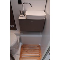 Carado T448 140pk Automaat | Pro + Pakket | Lengtebedden | Luifel | Grote garage | Hefbed | Nieuw uit voorraad leverbaar |Panoramaraam | Foto #36
