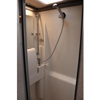 Hymer Grand Canyon S 700 190pk Automaat 4x4 | Premium pakket | Lengtebedden | Lithium | Luifel | 6.97m | Diesel verwarming | Stoelverwarming | Nieuw uit voorraad leverbaar | Stuurverwarming | Foto #2