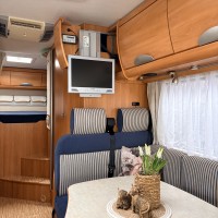 Hymer B614 SL uit 2008 Foto #1