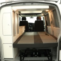 Volkswagen Transporter 6.1 Buscamper 2.0TDI 150Pk Aut/ DSG-7 Inbouw nieuw California-look | 4-Pers | Slaap-hefdak |NWST Foto #10