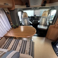 Buerstner T7001 Delfin Performance 700 Airco Foto #21