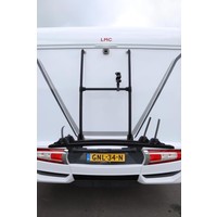 Lmc Tourer Lift 730 165PK | Lengtebedden | Gescheiden douche | Hefbed | Fietsendrager | Zonnepaneel | Bearlock | Dakairco | Luifel | Fietsendrager Foto #16