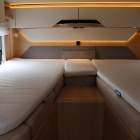Hymer BMC-T 580 170pk Automaat | Lengtebedden | Hymer SLC Chassis | Dakairco | Veloslide | Lithium | Bearlock | Omvormer | Bearlock | Stoelverwarming | XXL Bed | Foto #39