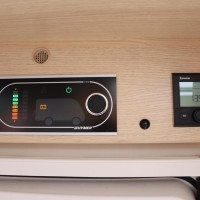 Hymer BMC-T 580 170pk Automaat | Lengtebedden | Hymer SLC Chassis | Dakairco | Veloslide | Lithium | Bearlock | Omvormer | Bearlock | Stoelverwarming | XXL Bed | Foto #23