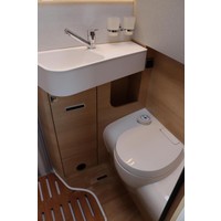 Hymer BMC-I 580 170pk Automaat | Lengtebedden | Hefbed | SLC Chassis | Lithium | Omvormer | XXL Bed | Luifel | SOG toiletventilatie | LED Koplampen | Leder | Foto #2