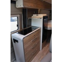 Hymer Yellowstone 140pk Automaat | Levelsysteem | Lengtebedden | Lithium | Omvormer | 6.36M | Bomvol! | Maxxfan | Bearlock | HEO safe sloten | LPG installatie | Trekhaak | Luifel | Zonnepaneel | Foto #37