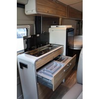Hymer Yellowstone 140pk Automaat | Levelsysteem | Lengtebedden | Lithium | Omvormer | 6.36M | Bomvol! | Maxxfan | Bearlock | HEO safe sloten | LPG installatie | Trekhaak | Luifel | Zonnepaneel | Foto #38