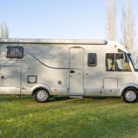 Hymer B 614 CL | Integraal | Zonnepanelen | Omvormer Foto #9