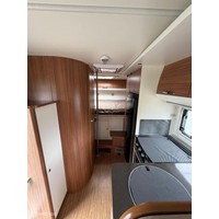 Adria MATRIX M 680SP Dakairco 6 persoons elektrisch hefbed Foto #17