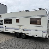 Eura Mobil alkoof klassiek model 6 gordels Airco dubbellucht Foto #14