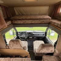 Eura Mobil alkoof klassiek model 6 gordels Airco dubbellucht Foto #6
