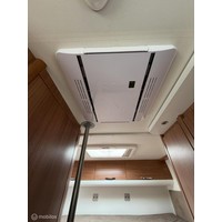 Adria MATRIX M 680SP Dakairco 6 persoons elektrisch hefbed Foto #10