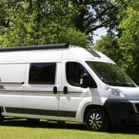 Knaus Boxstar 600 Luifel Trekhaak Airco Bearlock 4 Persoons Cruise Control Dwarsbed Nette staat!! Foto #5