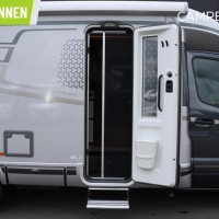 Hymer BMC-T 680 170pk Automaat | Premium pakket | Lengtebedden | Gescheiden douche | Hymer SLC Chassis | Nieuw uit voorraad leverbaar | Lithium | Crystal Silver | Facelift BMC | Foto #4