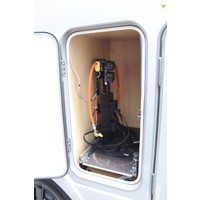 Hymer BMC-I 580 170pk Automaat | Lengtebedden | Hefbed | SLC Chassis | Lithium | Omvormer | XXL Bed | Luifel | SOG toiletventilatie | LED Koplampen | Leder | Foto #37