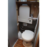 Hymer Yellowstone 140pk Automaat | Levelsysteem | Lengtebedden | Lithium | Omvormer | 6.36M | Bomvol! | Maxxfan | Bearlock | HEO safe sloten | LPG installatie | Trekhaak | Luifel | Zonnepaneel | Foto #19