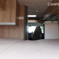 Hymer Yellowstone 140pk Automaat | Levelsysteem | Lengtebedden | Lithium | Omvormer | 6.36M | Bomvol! | Maxxfan | Bearlock | HEO safe sloten | LPG installatie | Trekhaak | Luifel | Zonnepaneel | Foto #37