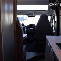 Carado CV 640 140pk Automaat | Pro+ Pakket | Lengtebedden | Dieselverwarming | Adaptive cruise control | Luifel | LED koplampen | Nieuw uit voorraad leverbaar | Foto #18