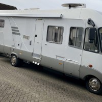 Hymer S 820 uit 2001 Foto #2
