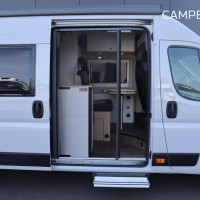 Lmc Innovan 640 Pure 140pk Automaat | Thule luifel | Lengtebedden | Parkeersensoren | Lichtmetalen velgen |  Veel opbergruimte | LED binnenverlichting | Mistlampen | Foto #4