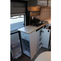 Lmc Innovan 640 Pure 140pk Automaat | Thule luifel | Lengtebedden | Parkeersensoren | Lichtmetalen velgen |  Veel opbergruimte | LED binnenverlichting | Mistlampen | Foto #12