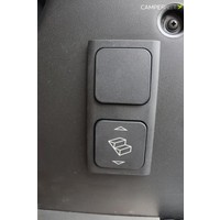 Lmc Innovan 640 Pure 140pk Automaat | Thule luifel | Lengtebedden | Parkeersensoren | Lichtmetalen velgen |  Veel opbergruimte | LED binnenverlichting | Mistlampen | Foto #19