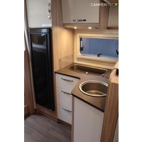 Burstner  Ixeo Time 726 G 165pk | 5e zitplaats | Zonnepanelen | Hefbed | Achteruitrijcamera| Thule lift fietsendrager | Lengtebedden | Bearlock | Foto #9
