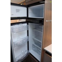 Carado T448 140pk Automaat | Pro + pakket | Hefbed | Nieuw uit voorraad leverbaar | Luifel | Lengtebedden | Grote garage | Panoramaraam boven cabine | Foto #13