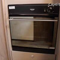 Carado T338 165pk Automaat | BR Systeem | LPG installatie | Lengtebedden | Omvormer | Lithium | Oven | Zonnepanelen | Bearlock | Edition25 | Foto #13